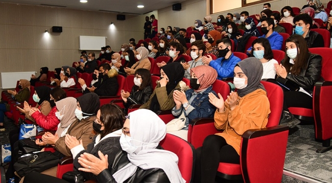 Sağlık Bilimleri Fakültesi ilk öğrencileriyle yeni döneme merhaba dedi