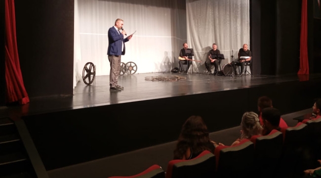 Erzurum Büyükşehir Belediyesi'nden nostaljik konser 